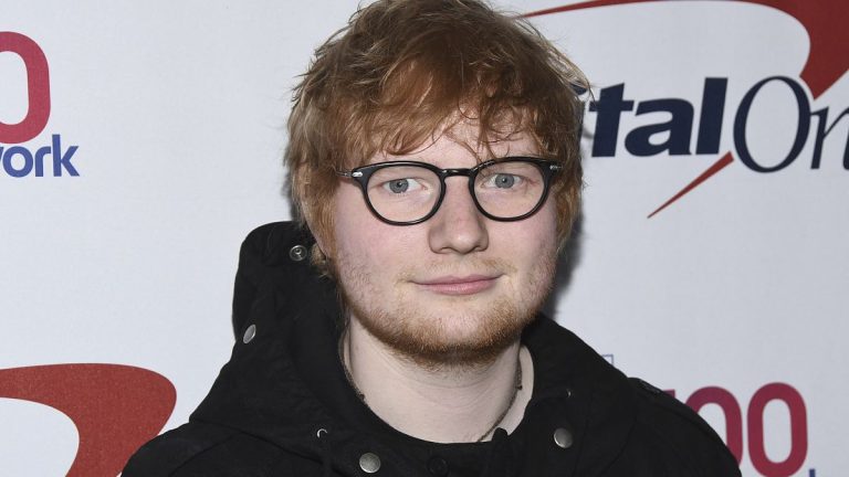 Ed Sheeran Ipswich Town’dan hisse satın aldı: ‘Her hayranın hayali’