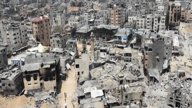 Katil İsrail Cibaliye’de sivilleri vurdu: 33 kişi hayatını kaybetti