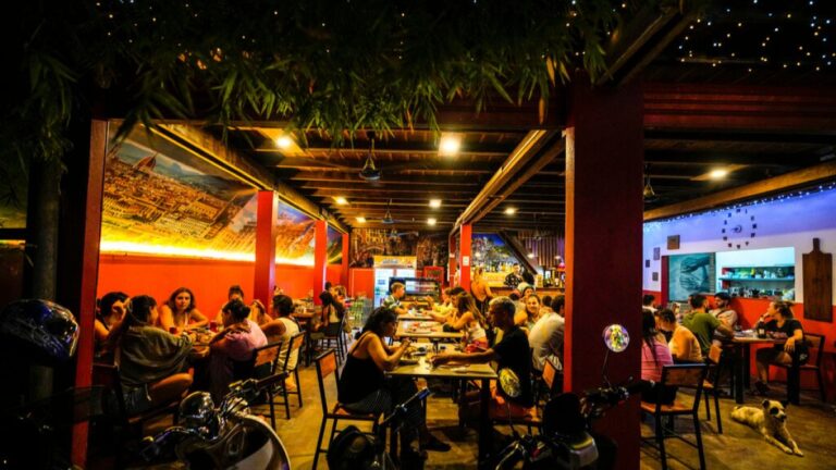 Laos'ta 4 turist öldü: Metanol zehirlenmesinden şüpheleniliyor