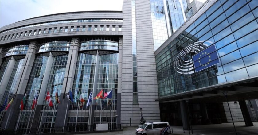 AB, Alman çip üretim tesisine 920 milyon avro desteğini onayladı