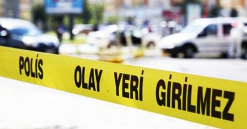 Adana’da şiddet! Valentine Mezarlığın Yakında Bıçaklandı: 1 Ölü, 1 Yaralı – Son Dakika Türkiye Haberleri