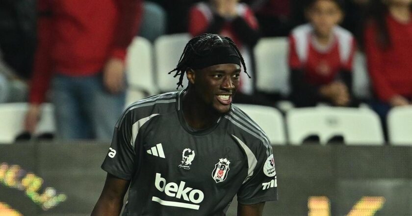 Konuk forvet Tammy Abraham! İlk golü attı…