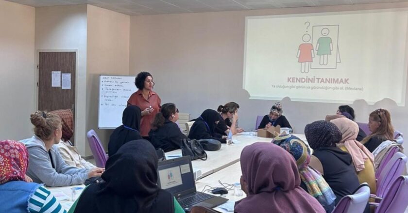 “Aile Eğitimi Modüler Programı” 42 ilde daha uygulanmaya başlandı