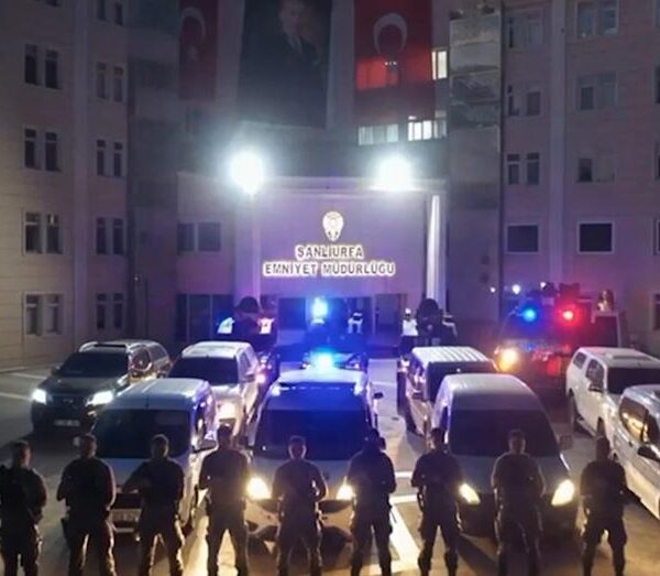 37 ilde FETÖ operasyonu