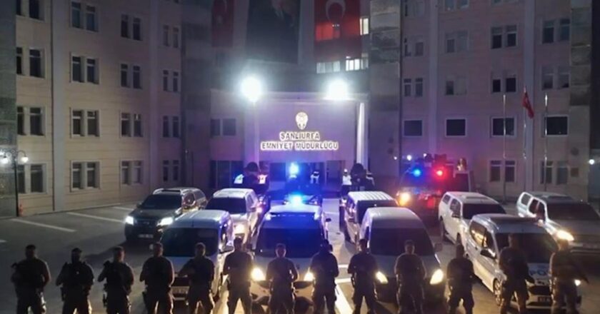 37 ilde FETÖ operasyonu